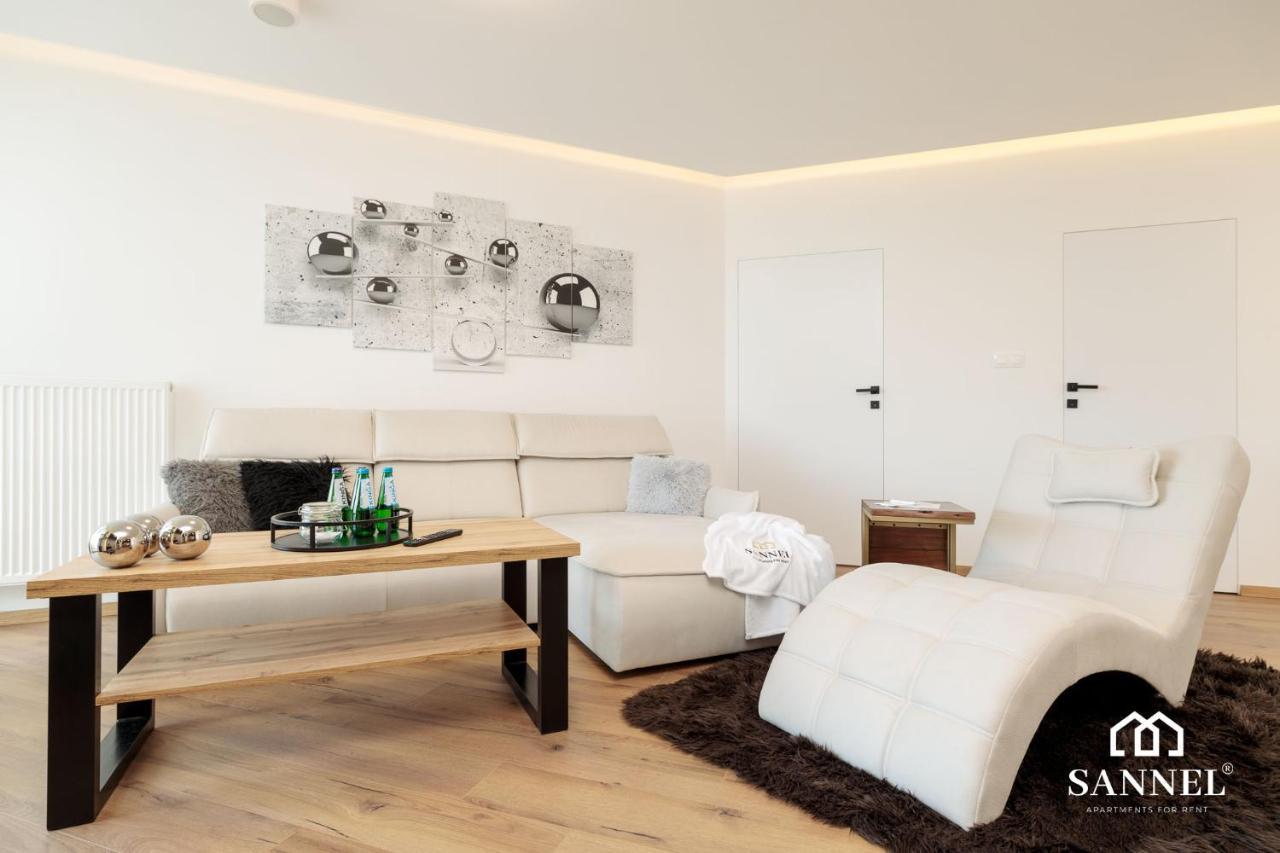 Apartament Prestige Z Dostepem Do Basenow,Strefy Saun,Jacuzzi - Pinea Apartments Pobierowo-Sannel Apartments For Rent Ngoại thất bức ảnh
