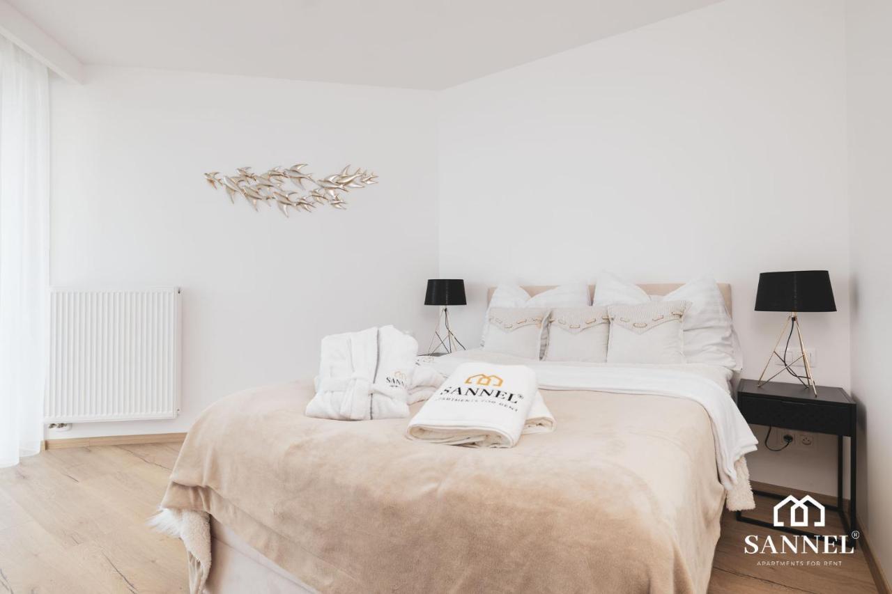 Apartament Prestige Z Dostepem Do Basenow,Strefy Saun,Jacuzzi - Pinea Apartments Pobierowo-Sannel Apartments For Rent Ngoại thất bức ảnh