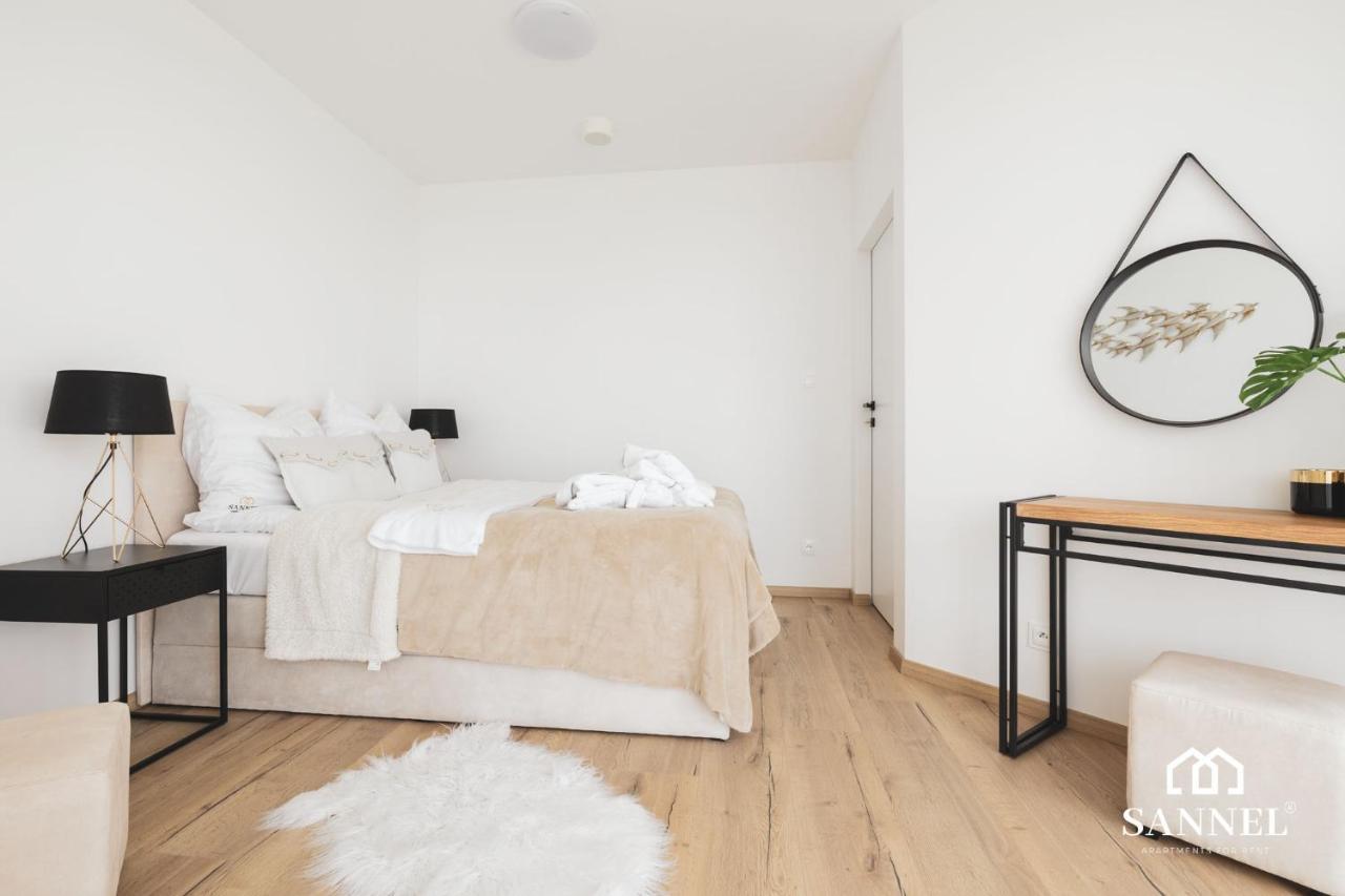 Apartament Prestige Z Dostepem Do Basenow,Strefy Saun,Jacuzzi - Pinea Apartments Pobierowo-Sannel Apartments For Rent Ngoại thất bức ảnh